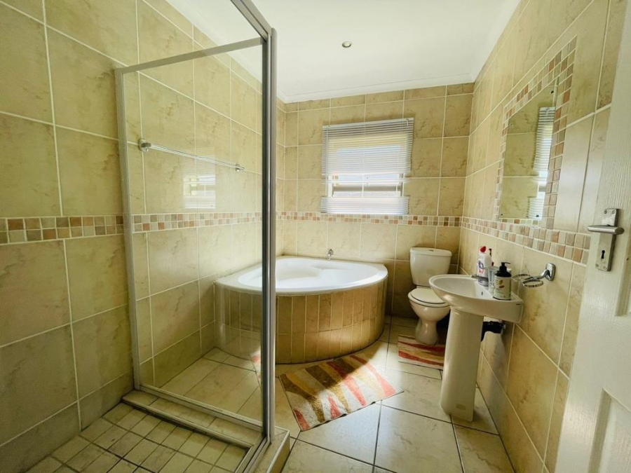 3 Bedroom Property for Sale in Gonubie Eastern Cape